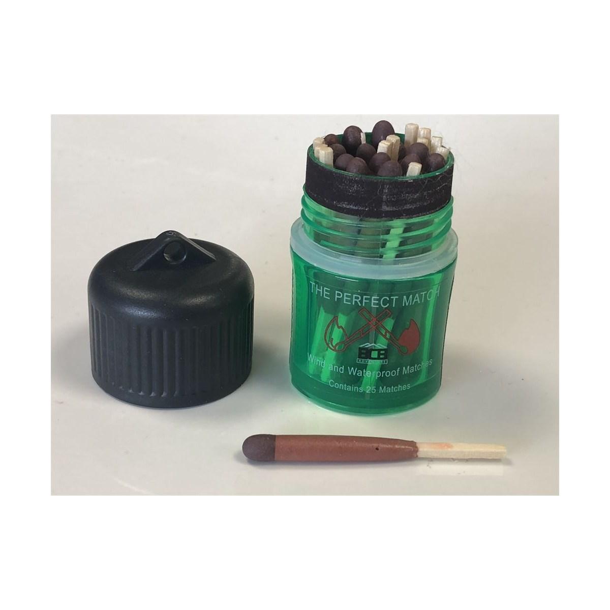 Fiammiferi antivento e impermeabili